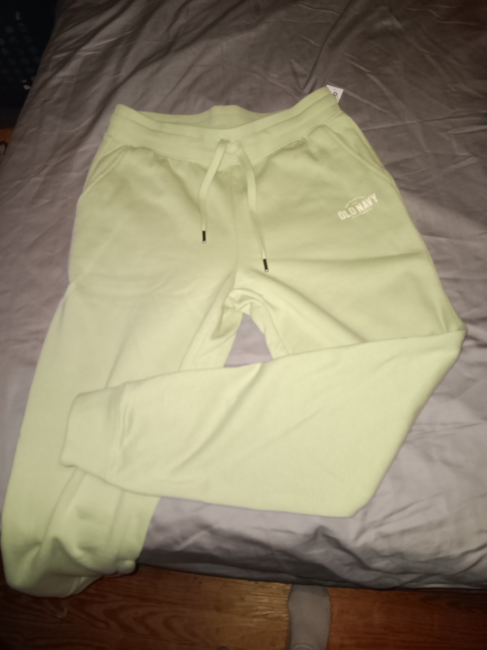 Nwt Old Navy Light Lime Green Joggers With Pockets